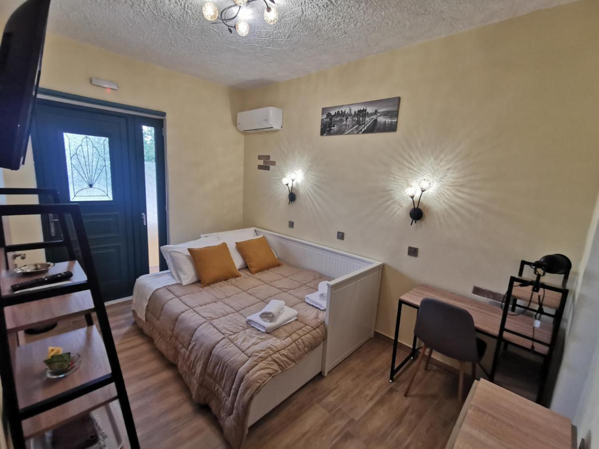Serafi Cozy Rooms Арханґелос Екстер'єр фото